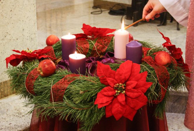 Prepararnos con alegría a la venida de Cristo